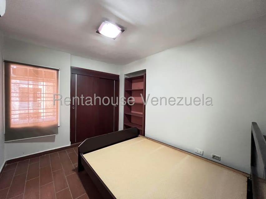 Apartamento (1 Nivel) en Alquiler en Los Chaguaramos, Aragua - 24