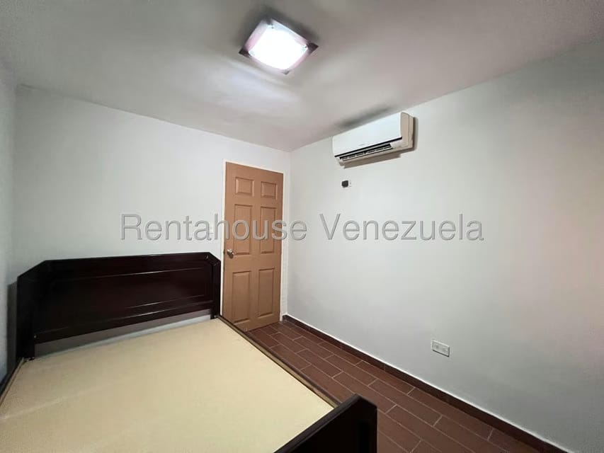 Apartamento (1 Nivel) en Alquiler en Los Chaguaramos, Aragua - 26
