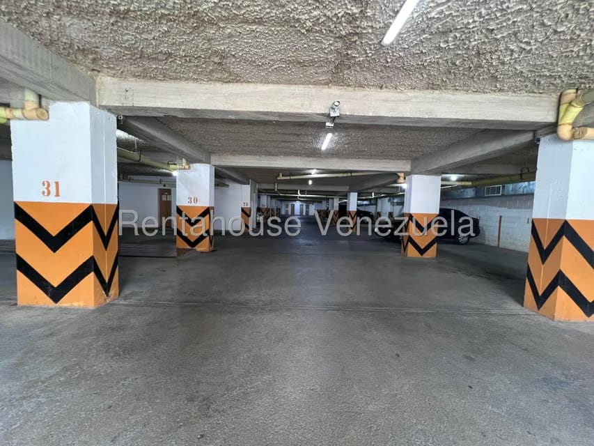 Apartamento (1 Nivel) en Alquiler en Los Chaguaramos, Aragua - 27