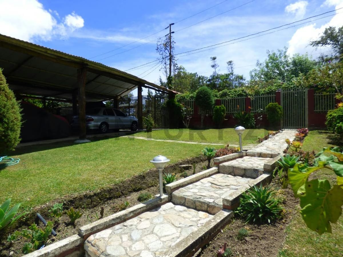 Venta De Casa En El Km 33 Carretera El Junquito Colonia De Tovar. Lfm - 2