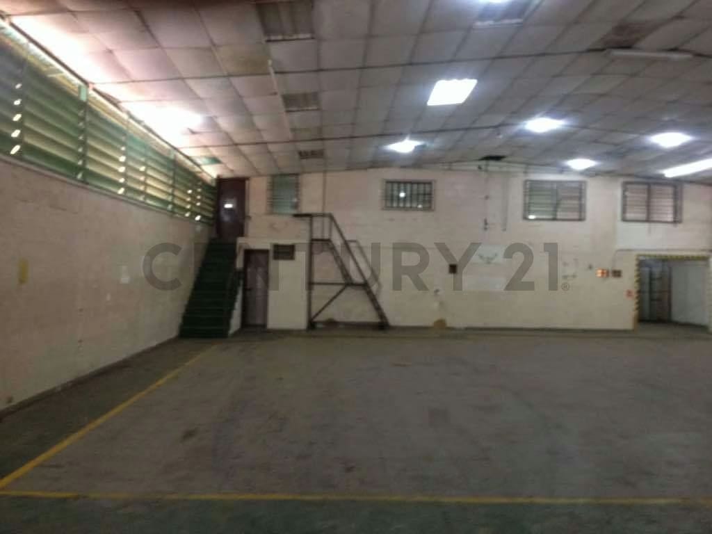 Amplio galpon para deposito en sector el Manzanillo Maracaibo - 5