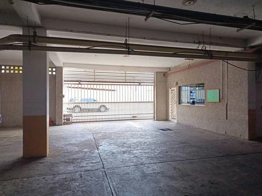 Apartamento en Venta en Lecheria Diego Bautista Urbaneja - 14