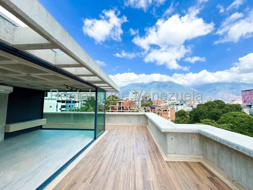 Apartamento (Duplex) en Venta en Los Naranjos de Las Mercedes, Distrito Metropolitano - 14