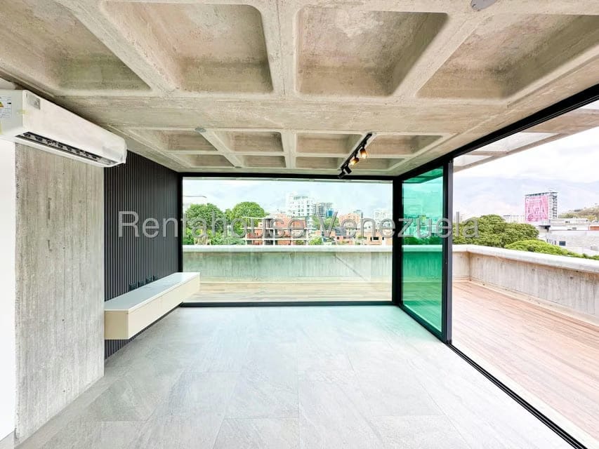 Apartamento (Duplex) en Venta en Los Naranjos de Las Mercedes, Distrito Metropolitano - 19