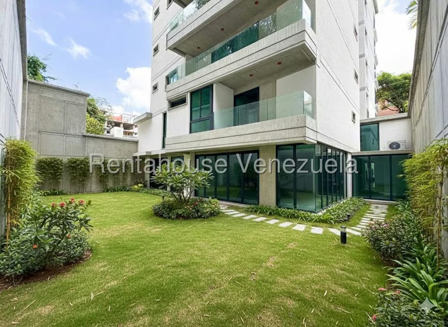 Apartamento (Duplex) en Venta en Los Naranjos de Las Mercedes, Distrito Metropolitano - 3