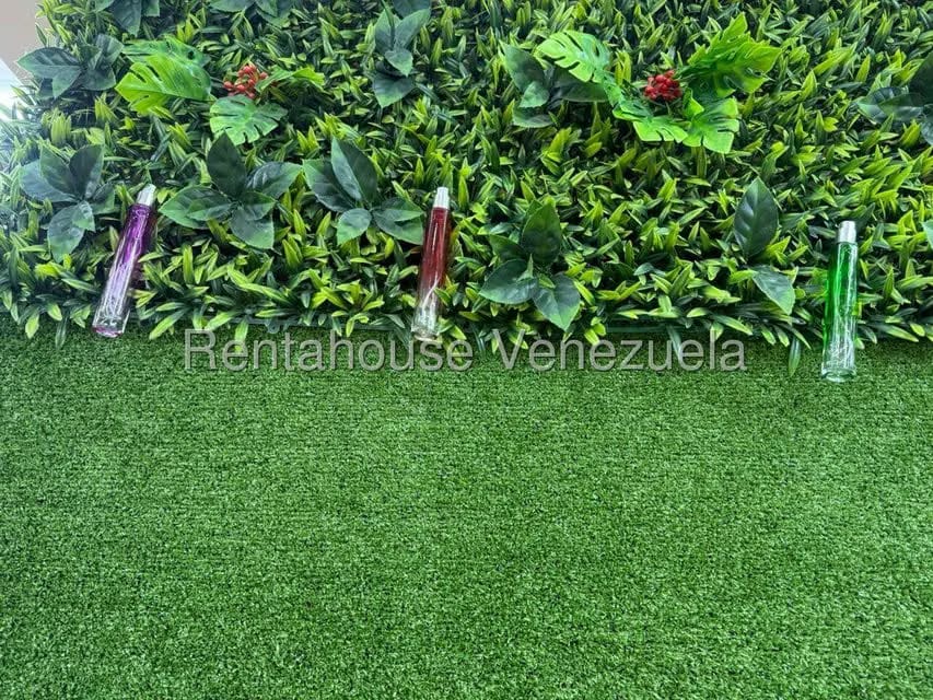 Negocios y Empresas (Comercio) en Venta en El Recreo, Distrito Metropolitano