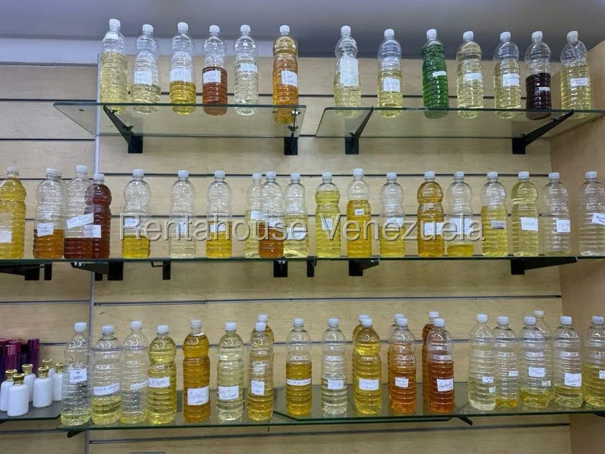 Negocios y Empresas (Comercio) en Venta en El Recreo, Distrito Metropolitano - 25