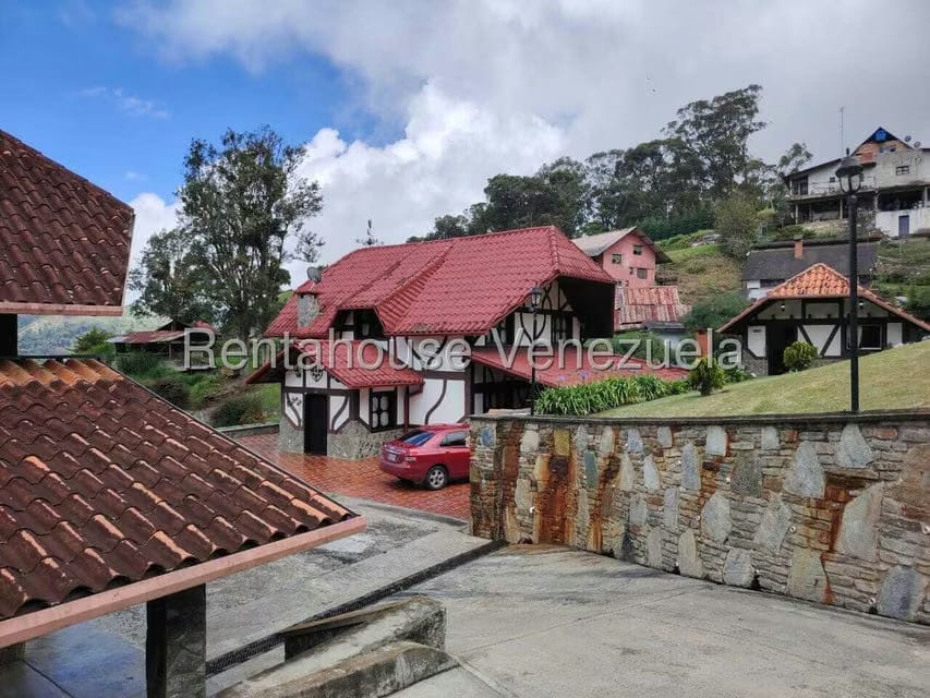 Casa (Colonial) en Venta en La Colonia Tovar, Aragua - 13