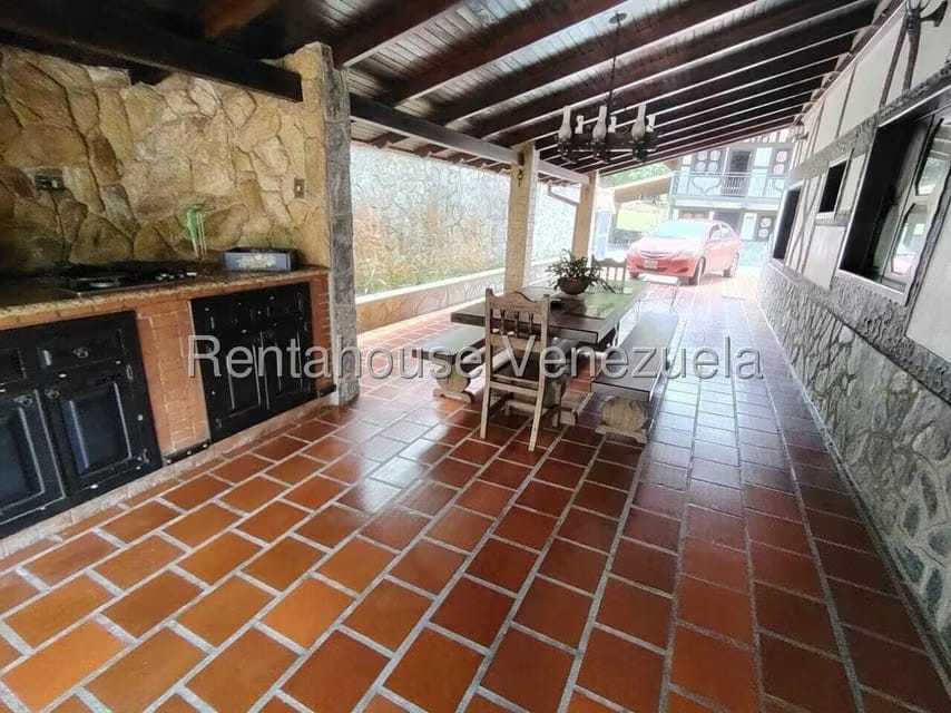 Casa (Colonial) en Venta en La Colonia Tovar, Aragua - 14