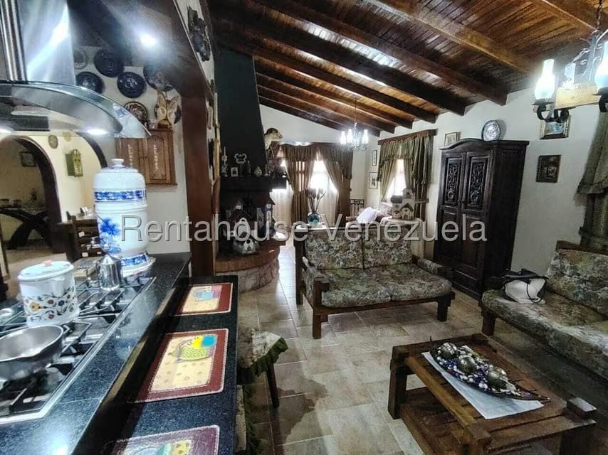 Casa (Colonial) en Venta en La Colonia Tovar, Aragua - 17