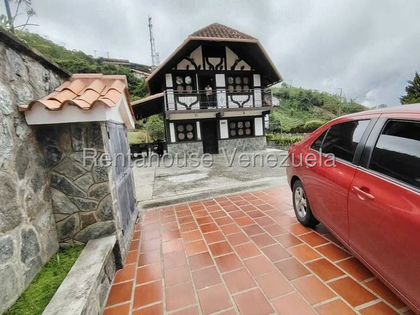 Casa (Colonial) en Venta en La Colonia Tovar, Aragua - 33