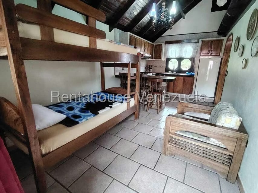 Casa (Colonial) en Venta en La Colonia Tovar, Aragua - 40