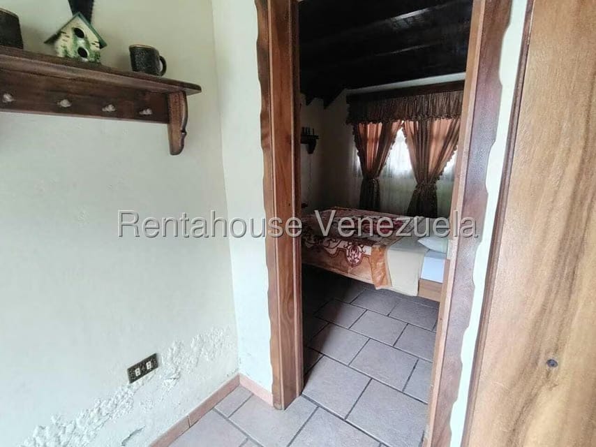 Casa (Colonial) en Venta en La Colonia Tovar, Aragua - 45