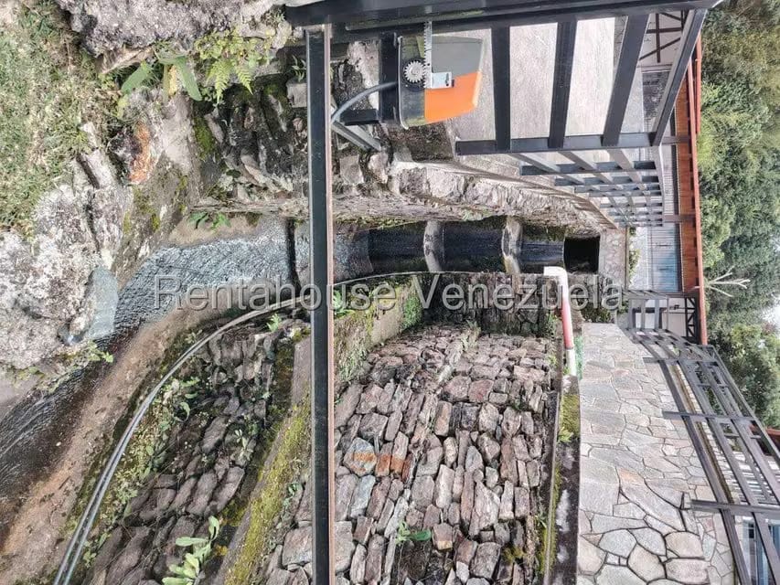 Casa (Colonial) en Venta en La Colonia Tovar, Aragua - 9