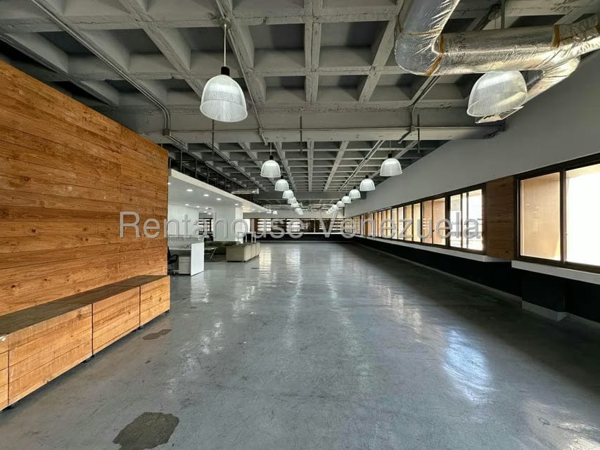 Comercial (Oficina) en Venta en Los Palos Grandes, Distrito Metropolitano - 5