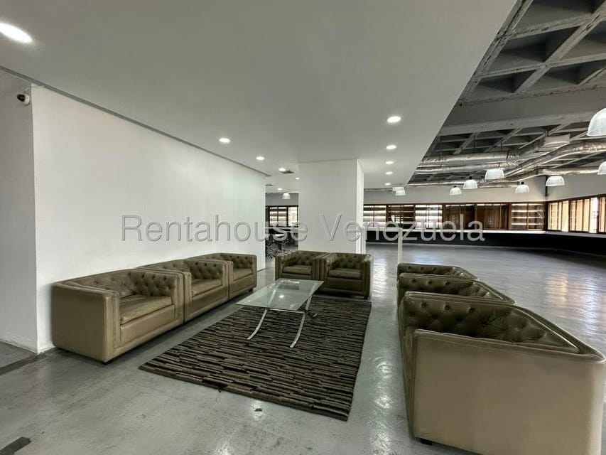 Comercial (Oficina) en Venta en Los Palos Grandes, Distrito Metropolitano - 7