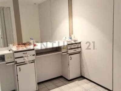 VENTA DE NEGOCIO A PIE DE CALLE, CON EXCELENTE UBICACIÓN COMERCIAL - 4