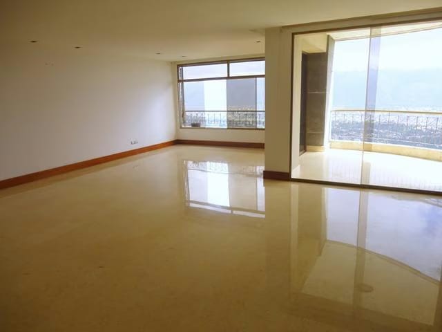 Apartamento (1 Nivel) en Venta en Los Naranjos del Cafetal, Distrito Metropolitano - 6