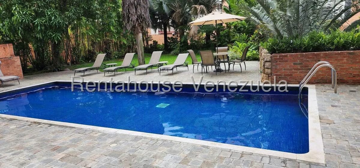 Apartamento (1 Nivel) en Alquiler en Campo Alegre, Distrito Metropolitano - 13