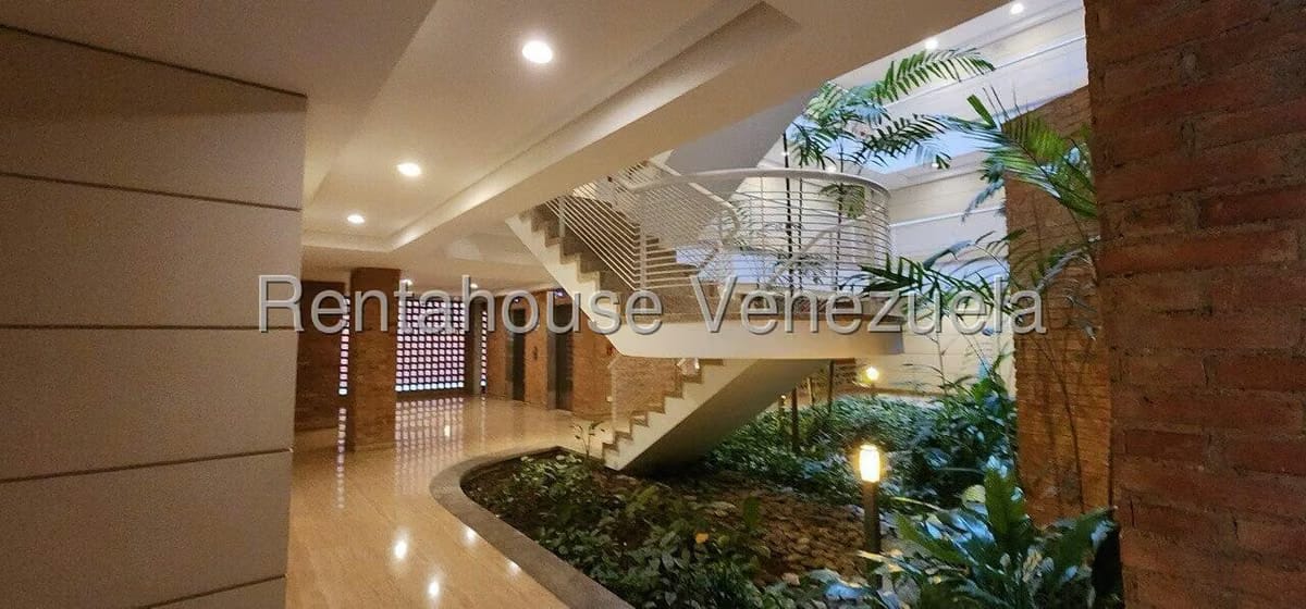 Apartamento (1 Nivel) en Alquiler en Campo Alegre, Distrito Metropolitano - 17