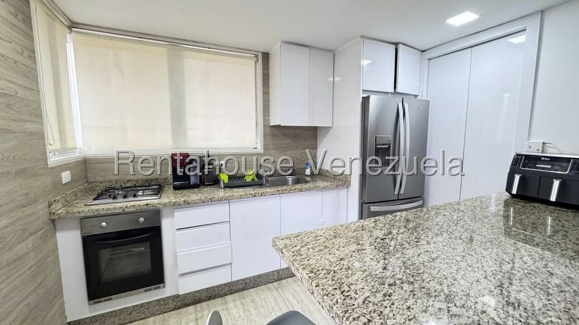 Apartamento (1 Nivel) en Alquiler en Campo Alegre, Distrito Metropolitano - 6