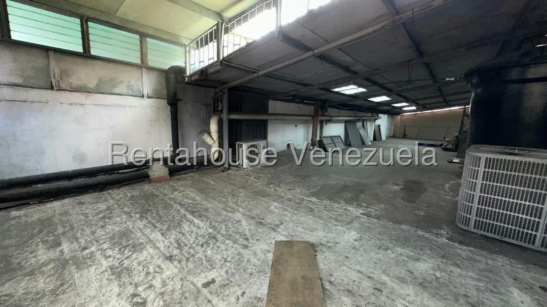 Comercial (Local Comercial) en Venta en Catia, Distrito Metropolitano - 12