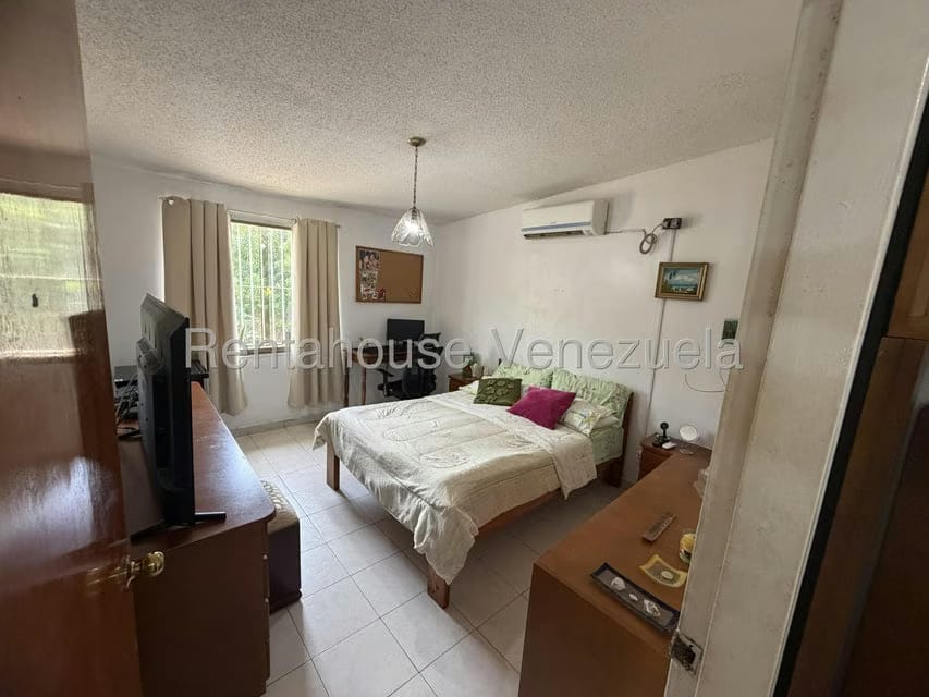 Casa (Duplex) en Venta en Villa Heroica, Miranda - 17