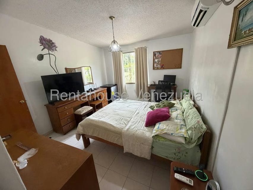 Casa (Duplex) en Venta en Villa Heroica, Miranda - 18