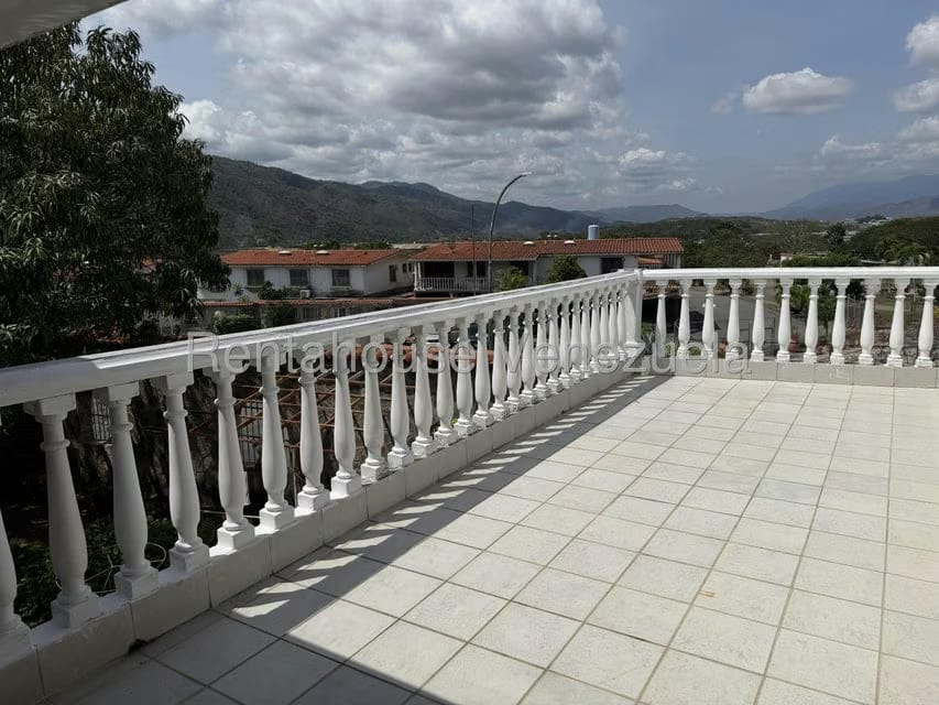 Casa (Duplex) en Venta en Villa Heroica, Miranda - 27