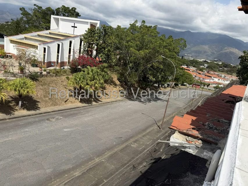 Casa (Duplex) en Venta en Villa Heroica, Miranda - 30