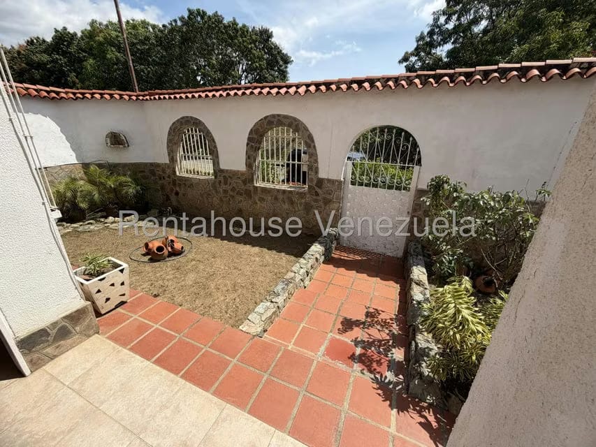 Casa (Duplex) en Venta en Villa Heroica, Miranda - 5