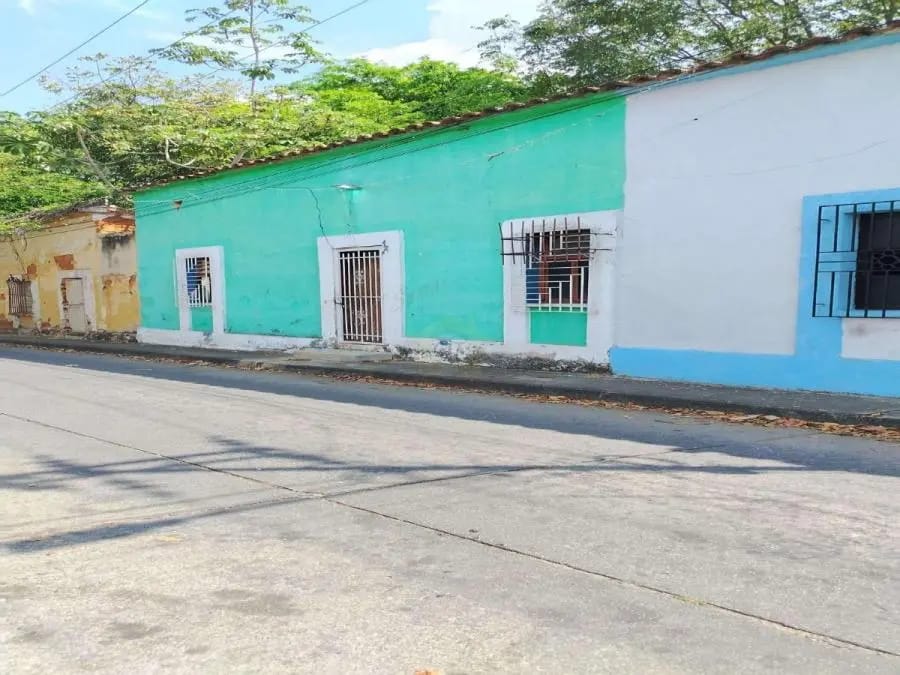 Terreno en Venta en Avenida Bolivar Valencia - 5