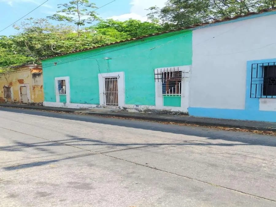 Terreno en Venta en Avenida Bolivar Valencia - 7