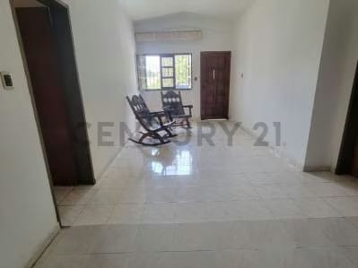 Venta de Casa en Urb. Pocaterra - 7