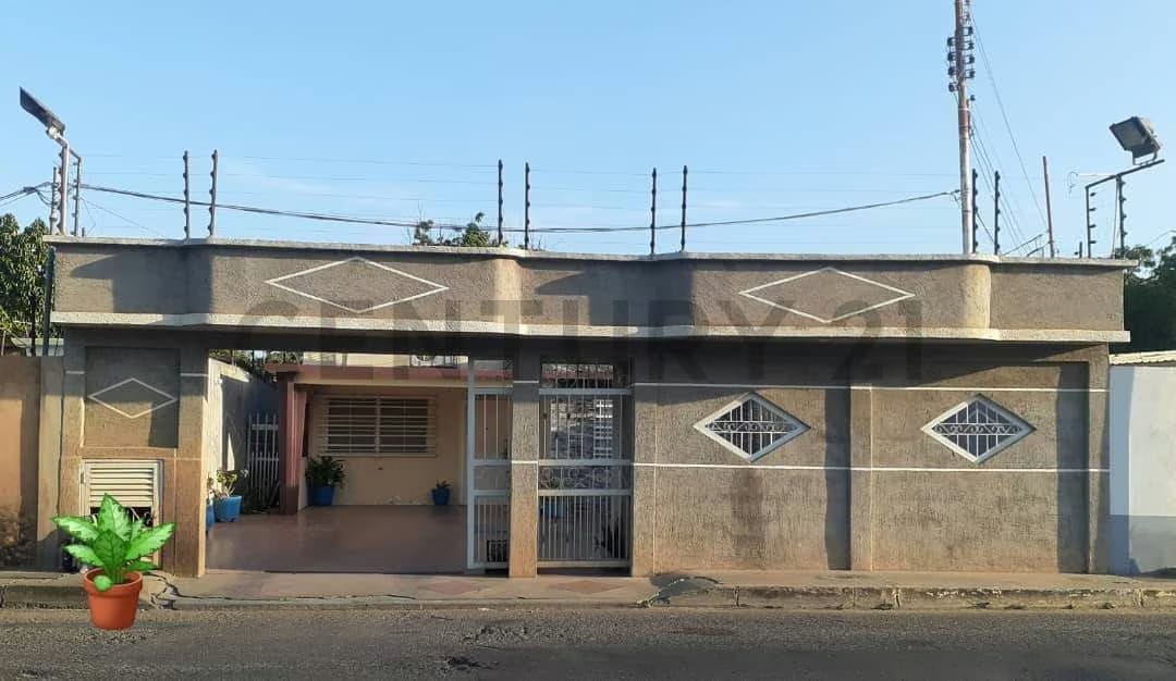 Casa en alquiler ubicada en la carretera H