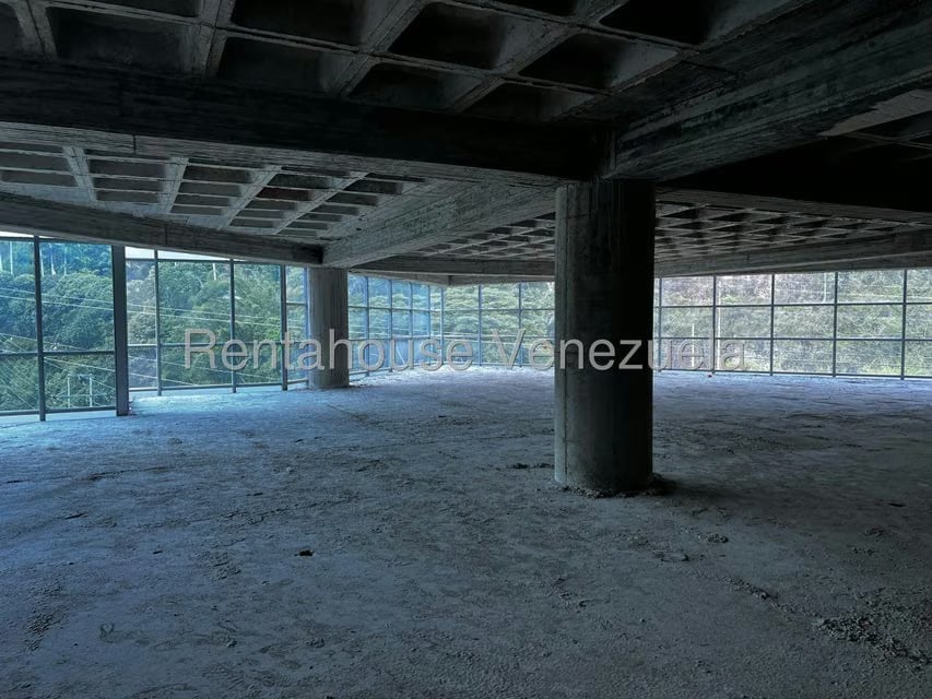 Comercial (Oficina) en Alquiler en Los Naranjos del Cafetal, Distrito Metropolitano - 11