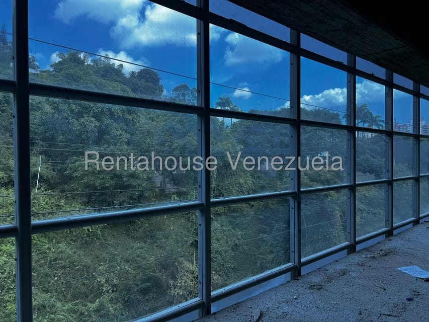 Comercial (Oficina) en Alquiler en Los Naranjos del Cafetal, Distrito Metropolitano - 8