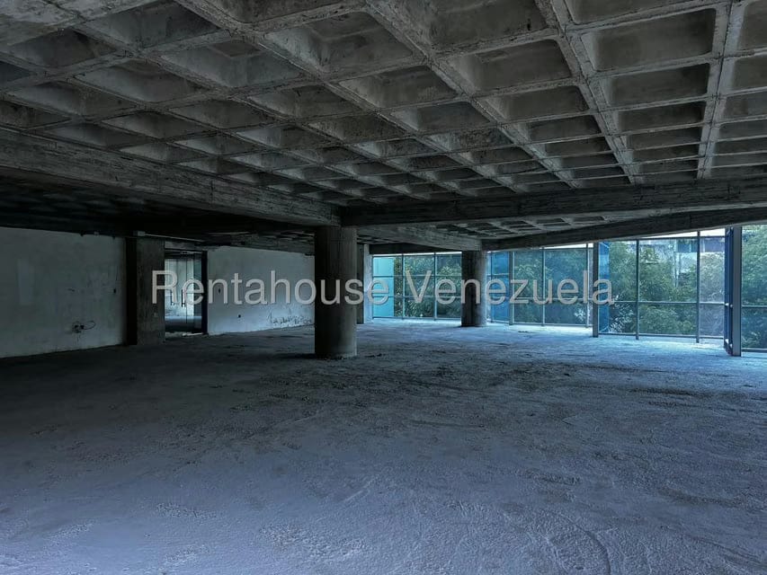 Comercial (Oficina) en Alquiler en Los Naranjos del Cafetal, Distrito Metropolitano - 10