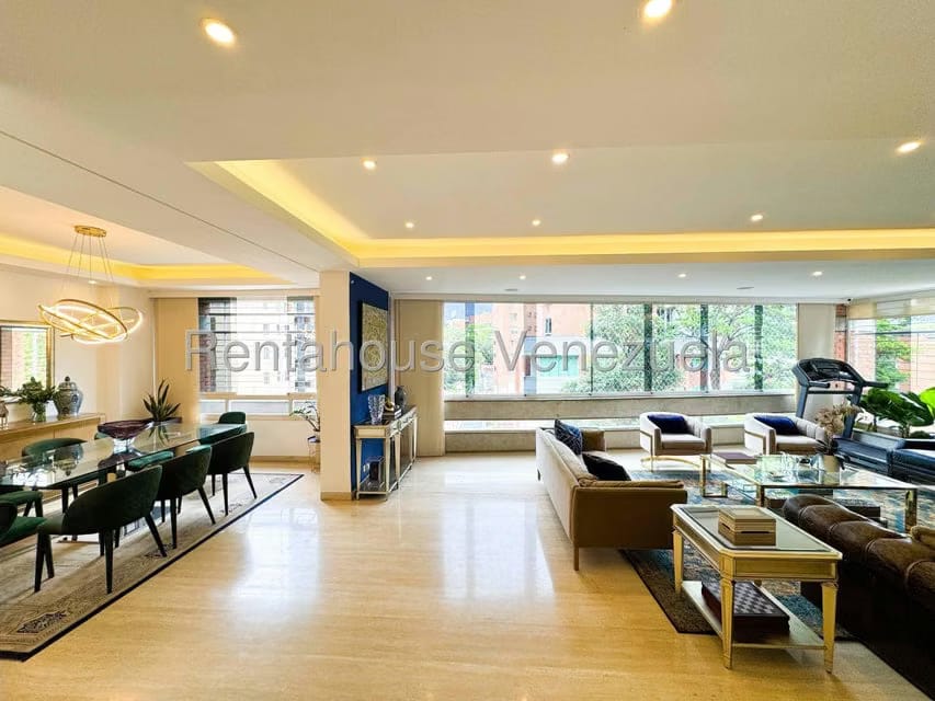 Apartamento (1 Nivel) en Venta en La Castellana, Distrito Metropolitano - 3