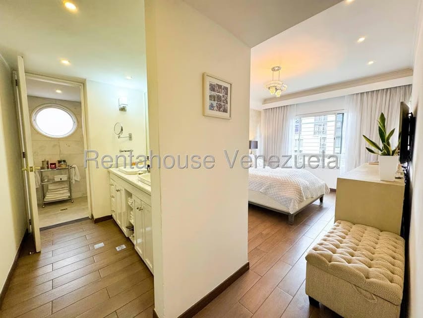 Apartamento (1 Nivel) en Venta en La Castellana, Distrito Metropolitano - 36