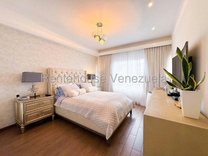 Apartamento (1 Nivel) en Venta en La Castellana, Distrito Metropolitano - 37