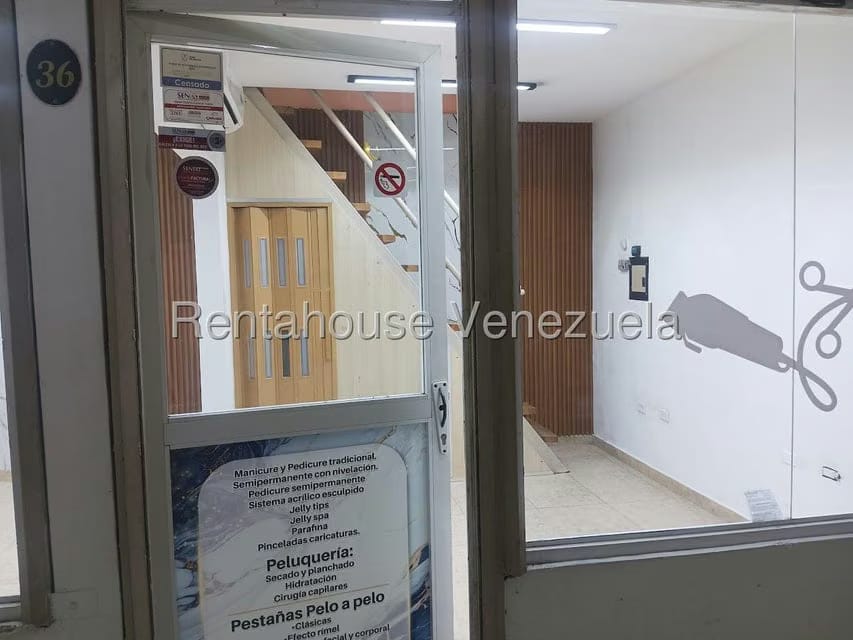 Comercial (Local Comercial) en Venta en El Ingenio, Miranda - 5