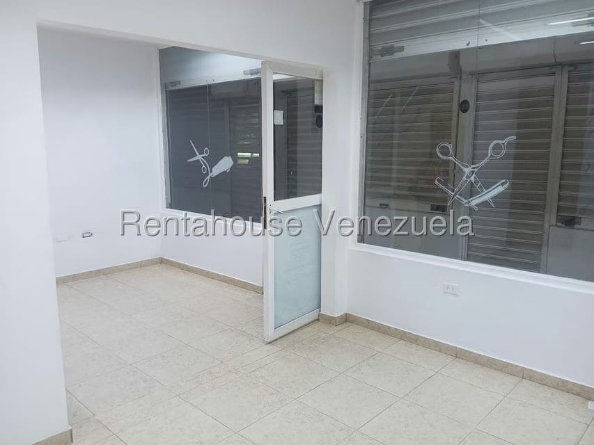 Comercial (Local Comercial) en Venta en El Ingenio, Miranda - 9