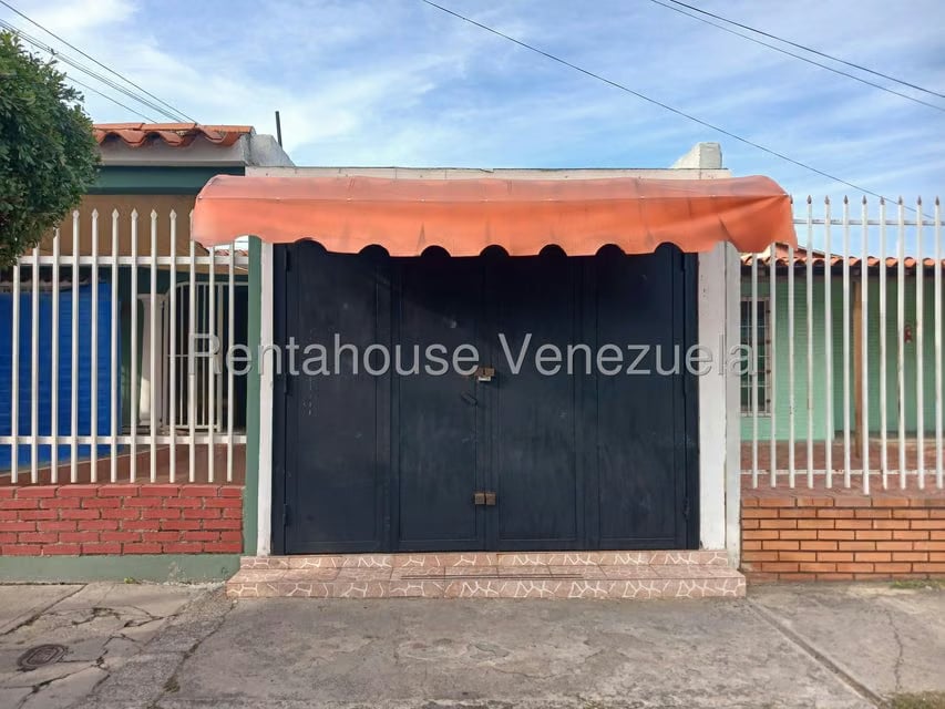 Comercial (Local Comercial) en Alquiler en Las Mercedes, Lara