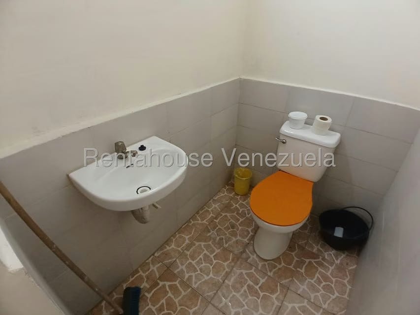 Comercial (Local Comercial) en Alquiler en Las Mercedes, Lara - 10