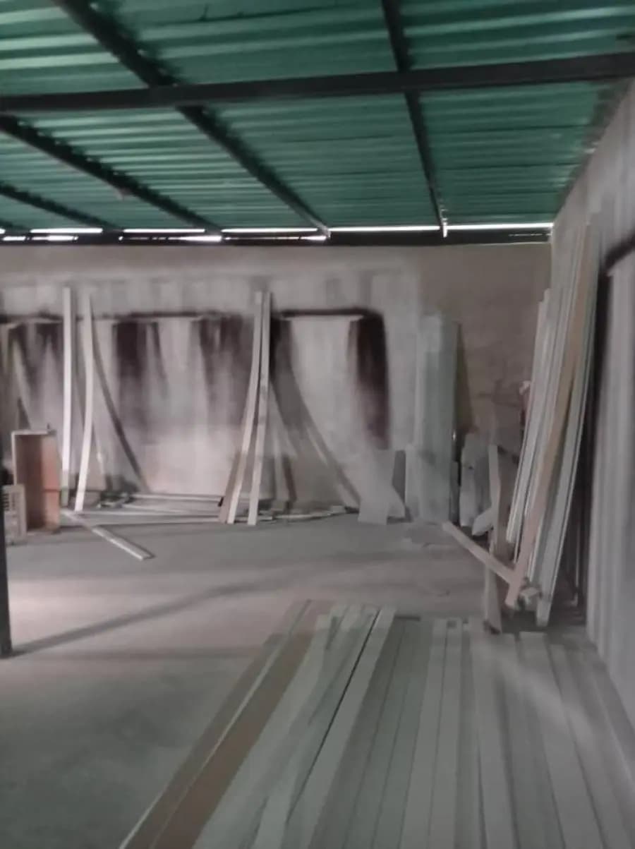 Galpon en Venta en Lechería - 7