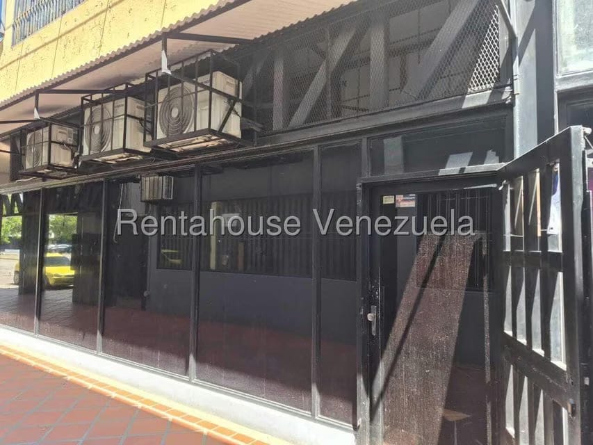 Comercial (Local Comercial) en Alquiler en Zona Industrial, Carabobo - 2