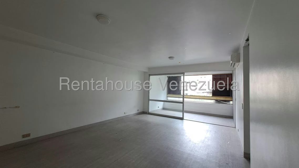 Apartamento (1 Nivel) en Alquiler en Chacao, Distrito Metropolitano - 3