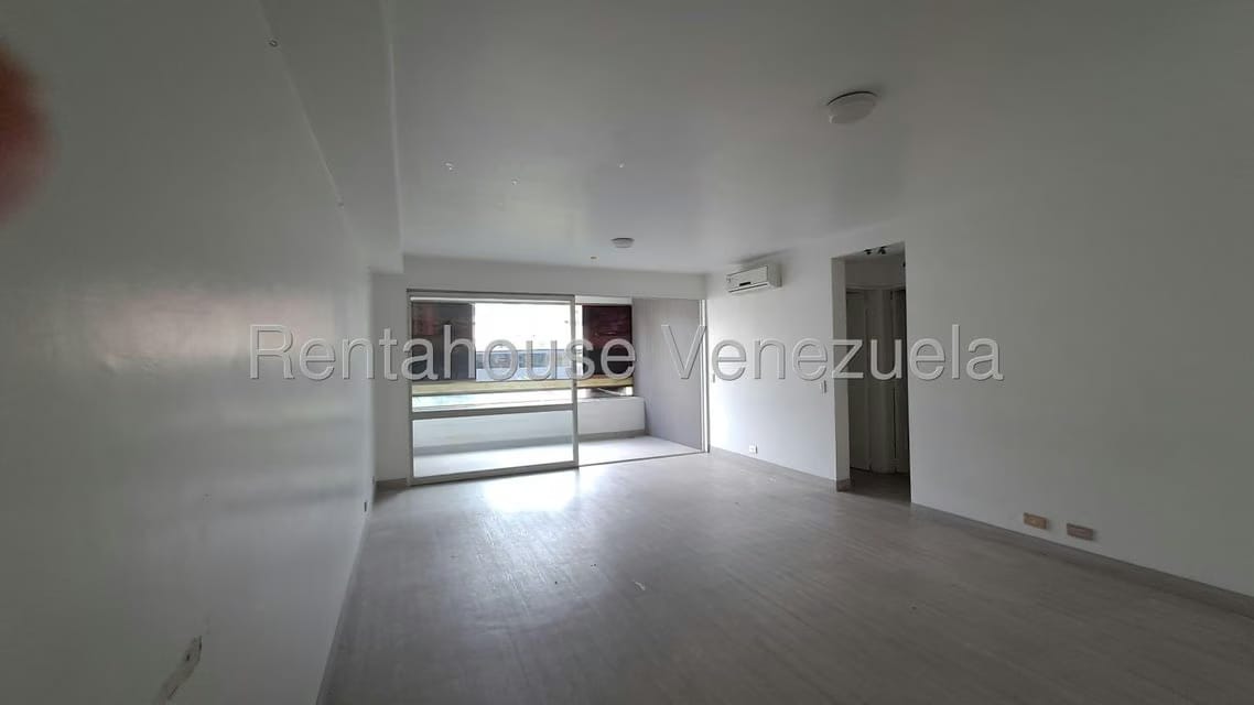 Apartamento (1 Nivel) en Alquiler en Chacao, Distrito Metropolitano - 4