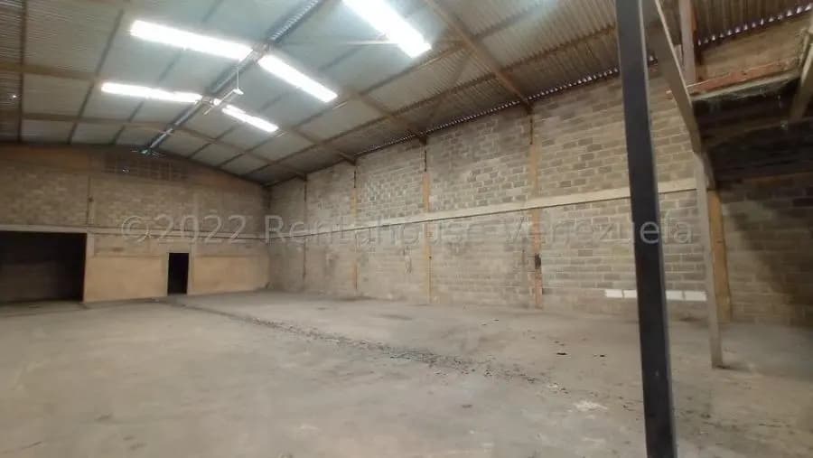 Galpon en Venta en Maracay - 8